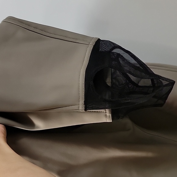 NWT Women's size 10 OBERMEYER Softshell Ski Pants - Picture 13 of 14